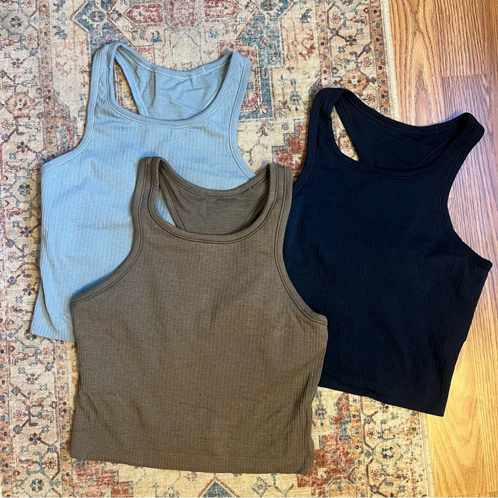 Lululemon Ebb to Street Crop Bundle